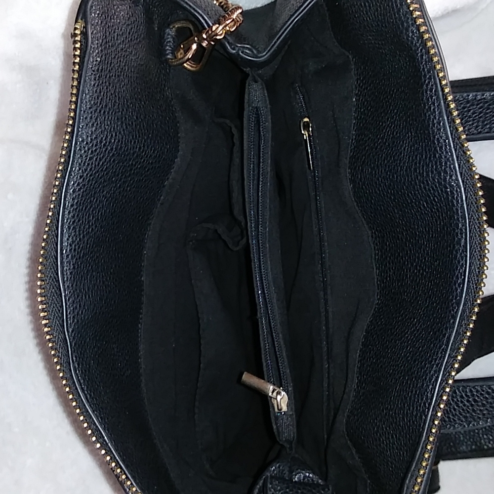 Backpack - Picture 4 of 4